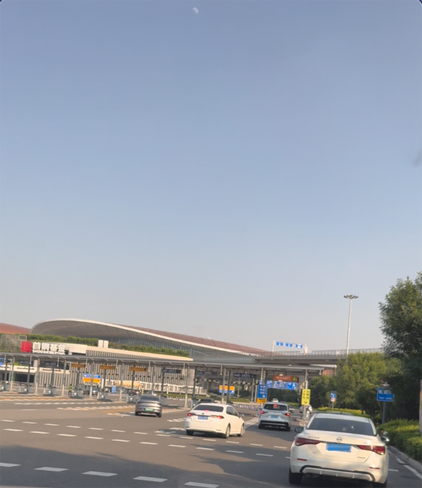 大興機(jī)場停車貴不貴？教你3個省錢妙招